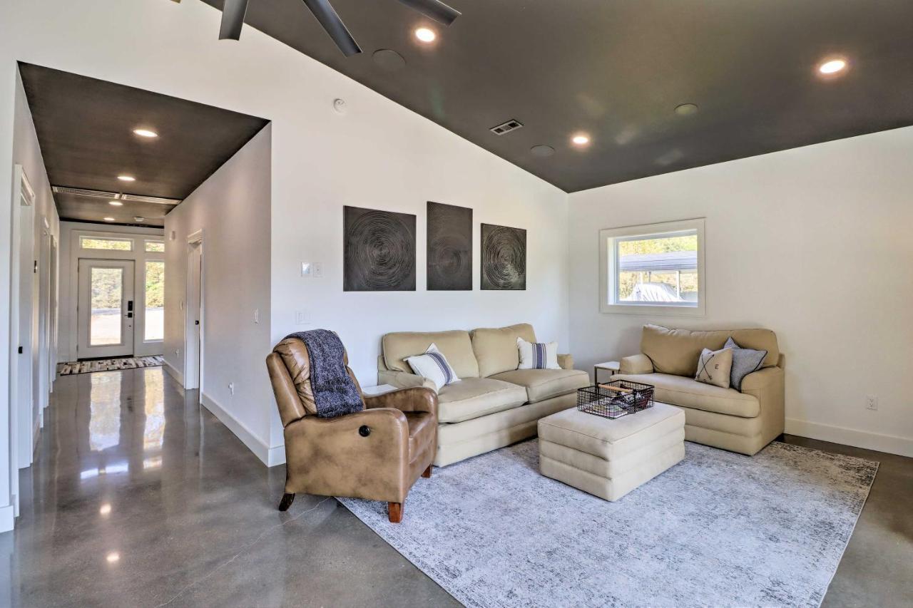 Modern Norfork House With Patio On White River! 외부 사진