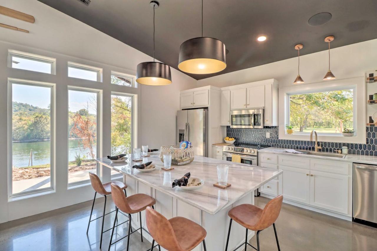 Modern Norfork House With Patio On White River! 외부 사진